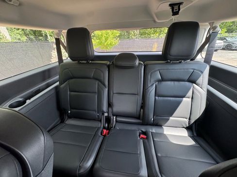 New 2025 Lincoln Navigator L Reserve image 23