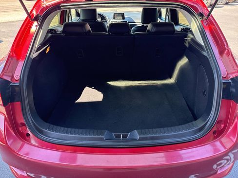 Used 2017 MAZDA MAZDA3 Touring image 16