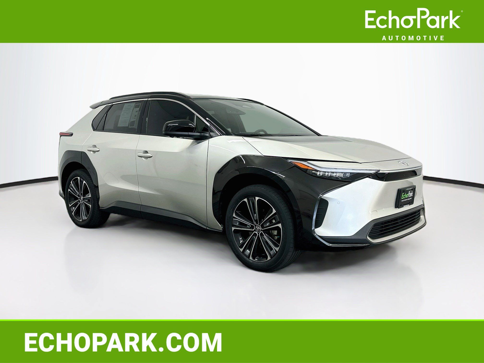 Used 2023 Toyota bZ4X AWD w/ Weather Package image 1