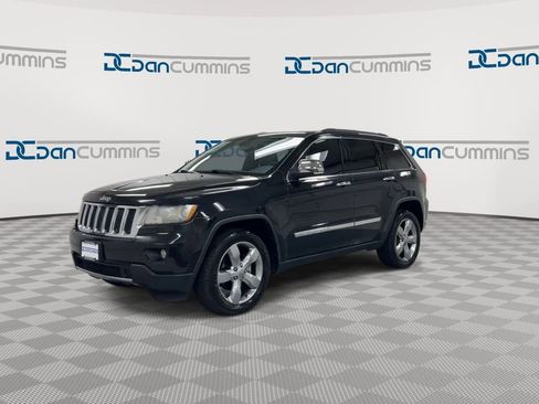 Used 2013 Jeep Grand Cherokee Limited w/ Luxury Group II image 4