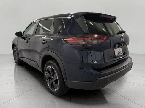 Used 2025 Nissan Rogue SV AWD/4WD image 20
