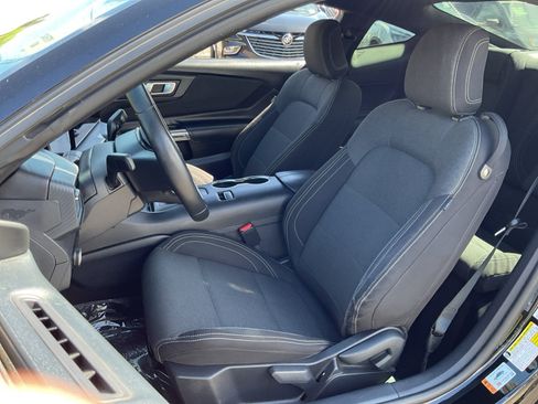 Used 2024 Ford Mustang GT RWD image 18