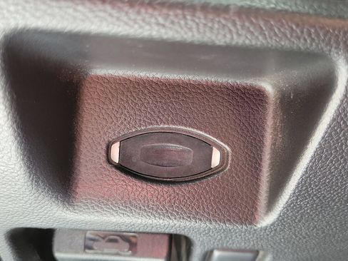 Used 2011 INFINITI G37 Limited Edition RWD image 18