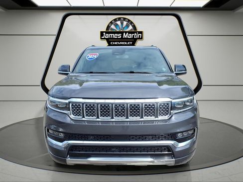 Used 2024 Jeep Grand Wagoneer L 4WD image 2