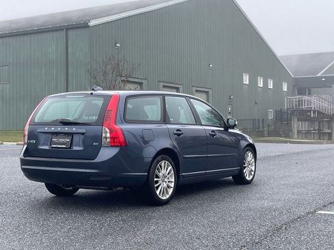 Used 2010 Volvo V50 2.4i image 8