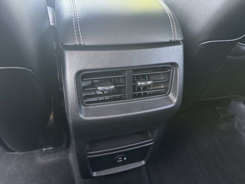 Used 2021 Ford Edge ST AWD/4WD image 18