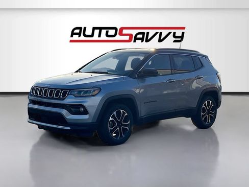 Used 2023 Jeep Compass Limited AWD/4WD image 3