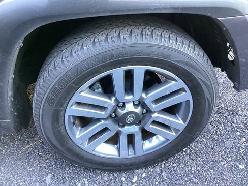 Used 2022 Toyota 4Runner TRD Sport image 8