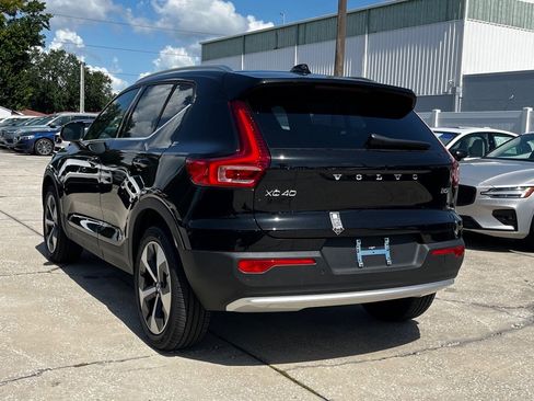 New 2025 Volvo XC40 B5 Core w/ Protection Package Premier image 5