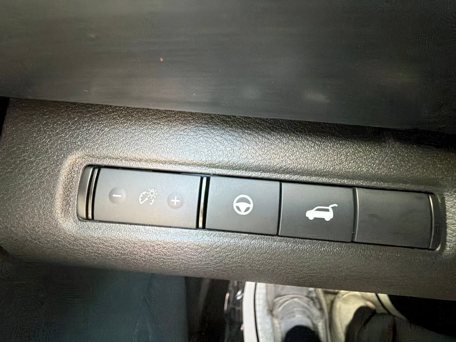 Used 2026 Nissan Pathfinder Rock Creek AWD/4WD image 15