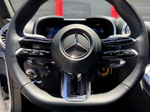 Used 2023 Mercedes-Benz SL 55 AMG 4MATIC image 23