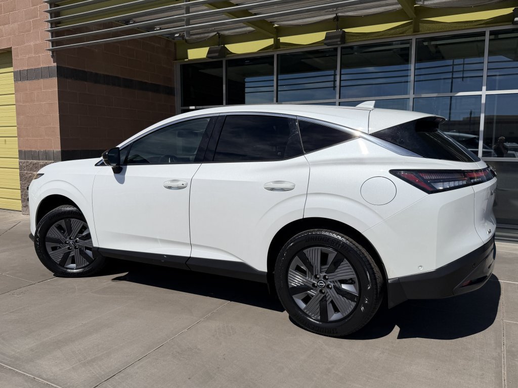 Used 2025 Nissan Murano SL AWD/4WD image 5