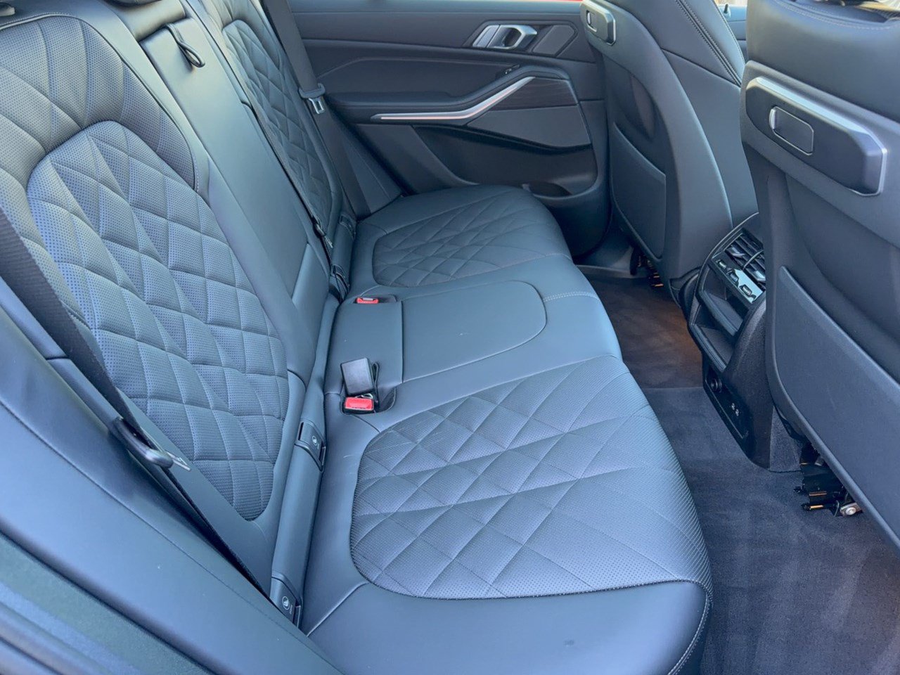 Used 2026 BMW X5 sDrive40i w/ Premium Package RWD image 29