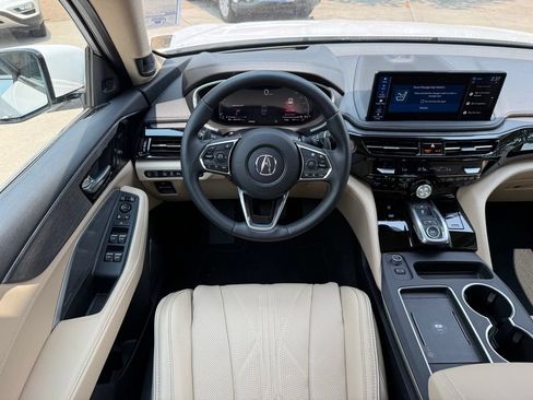Used 2026 Acura MDX SH-AWD w/ Advance Package image 2