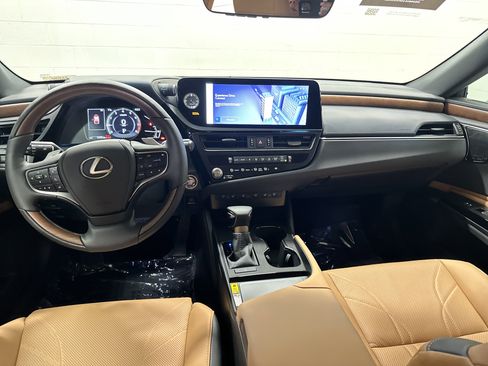 Used 2025 Lexus ES 350 Ultra Luxury FWD image 31