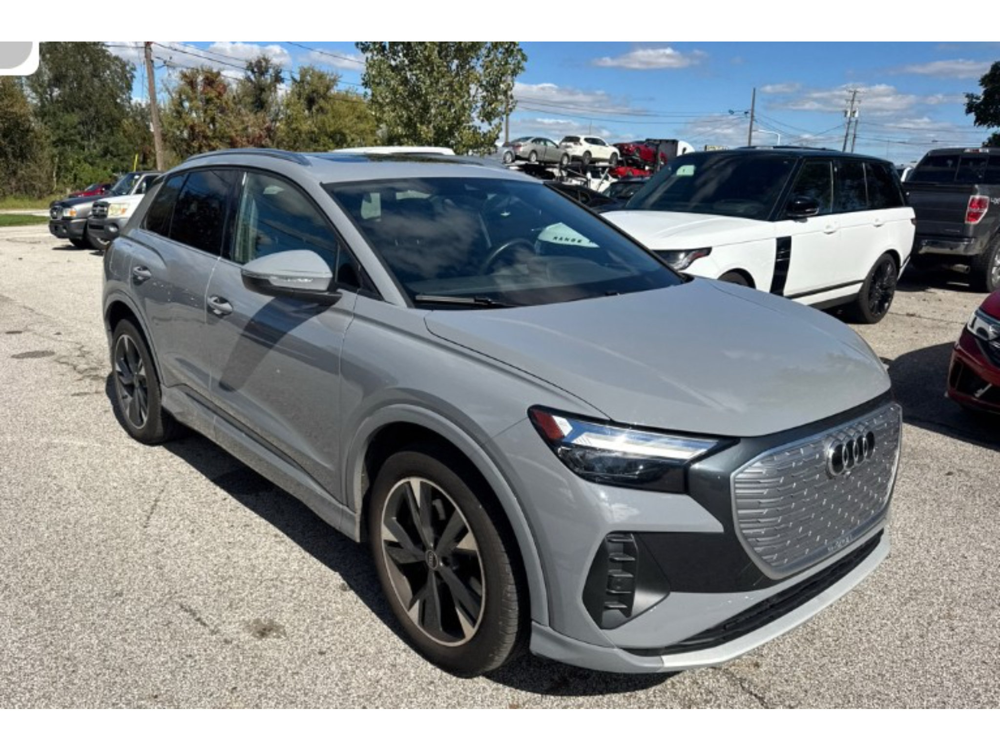 Used 2022 Audi Q4 e-tron Premium Plus AWD/4WD image 2