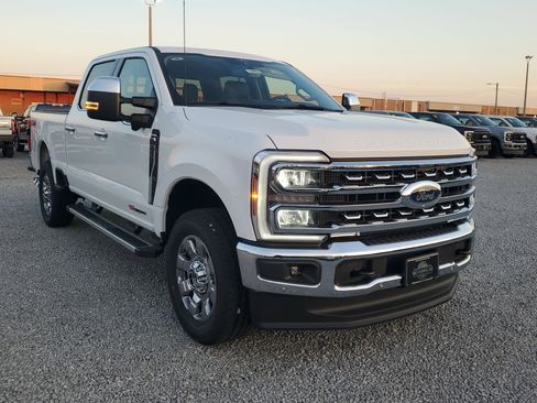 New 2026 Ford F250 Lariat w/ Lariat Premium Package AWD/4WD image 2