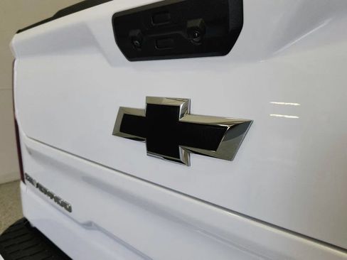 Used 2026 Chevrolet Silverado 1500 RST w/ Convenience Package II AWD/4WD image 46