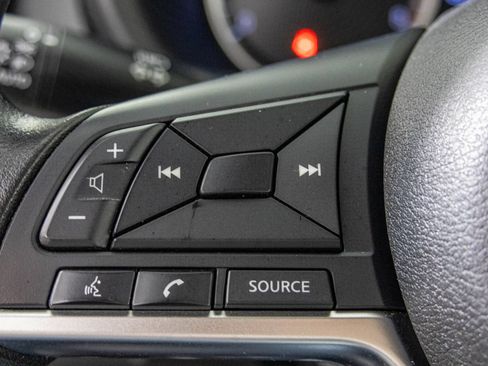 Used 2022 Nissan Kicks S FWD image 30