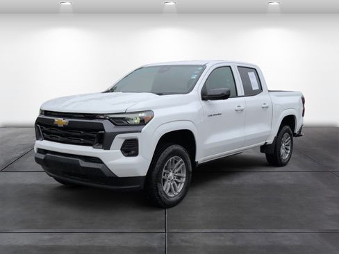 Used 2026 Chevrolet Colorado LT w/ LT Convenience Package RWD image 4