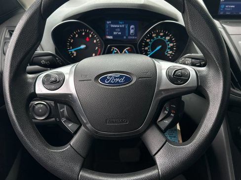 Used 2014 Ford Escape S FWD image 19