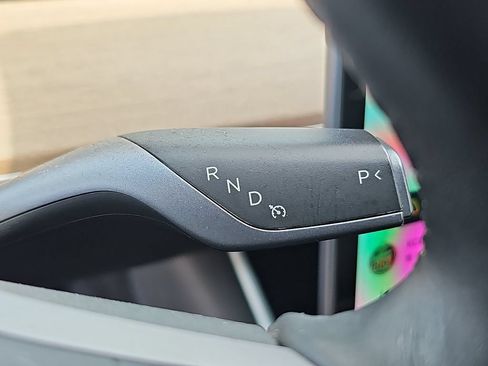 Used 2019 Tesla Model 3 Standard Range Plus RWD image 16