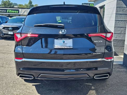 Used 2023 Acura MDX SH-AWD image 4