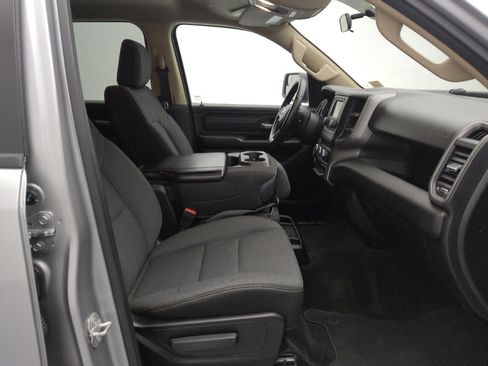 Used 2019 RAM 1500 Tradesman image 21