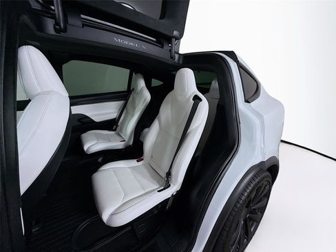 Used 2022 Tesla Model X Plaid AWD/4WD image 9