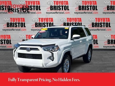 Used 2021 Toyota 4Runner SR5 Premium w/ Moonroof Package AWD/4WD image 8