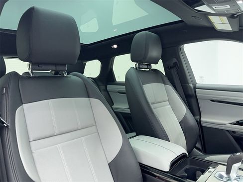 Used 2023 Land Rover Range Rover Evoque R-Dynamic SE image 46