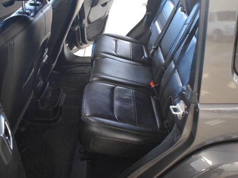 Used 2020 Jeep Wrangler Unlimited Sahara image 71