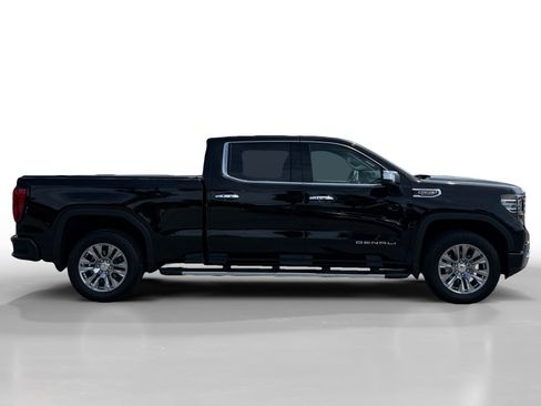 Used 2024 GMC Sierra 1500 Denali w/ Technology Package AWD/4WD image 6