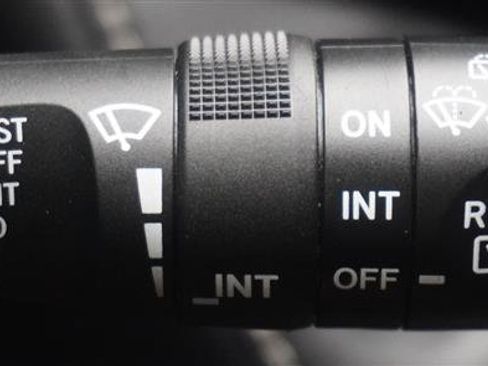 Used 2016 Toyota RAV4 XLE w/ Convenience Package AWD/4WD image 25