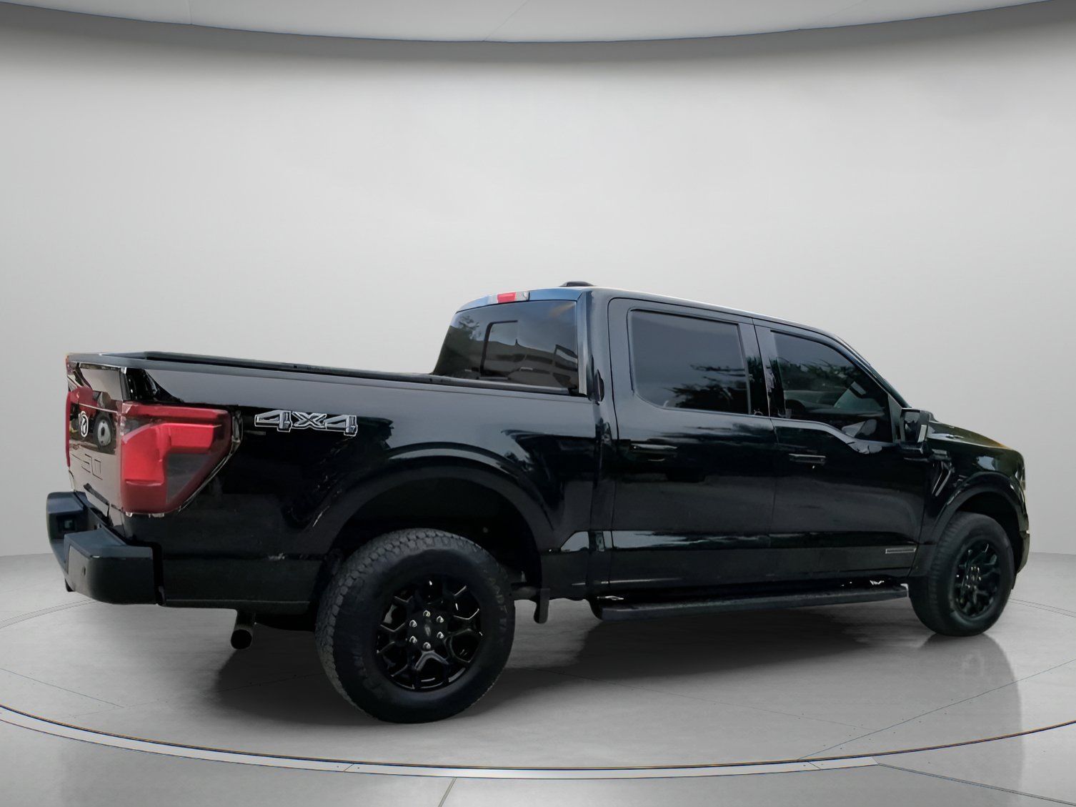 Certified 2024 Ford F150 XLT w/ Equipment Group 302A MID AWD/4WD image 29