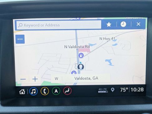 Used 2022 Chevrolet Colorado Z71 w/ Safety Package AWD/4WD image 23