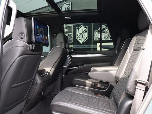 Used 2026 Cadillac Escalade V w/ LPO, ONYX Package AWD/4WD image 24