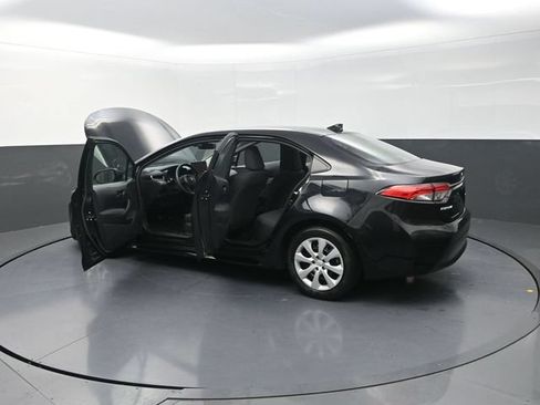 Used 2024 Toyota Corolla LE FWD image 43