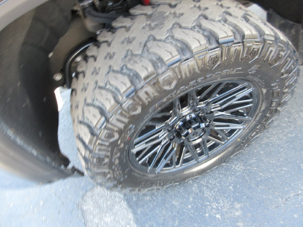 Certified 2024 GMC Sierra 2500 Pro AWD/4WD image 14