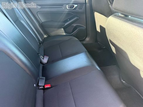 Used 2023 Honda Civic Sport image 28