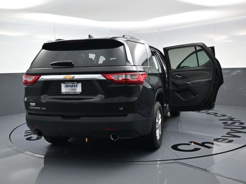 Certified 2020 Chevrolet Traverse LT w/ LPO, Floor Liner Package image 23