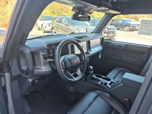 New 2025 Ford Bronco Outer Banks image 12