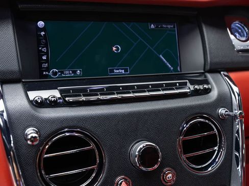 Used 2021 Rolls-Royce Cullinan AWD/4WD image 35