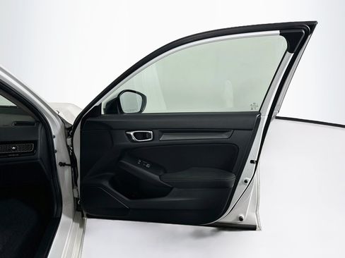 Used 2025 Honda Civic LX image 30