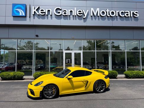 Used 2020 Porsche 718 Cayman GT4 RWD image 1
