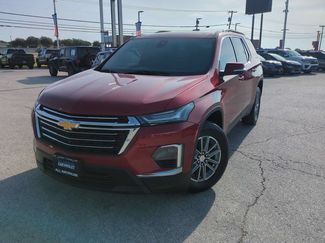 Used 2023 Chevrolet Traverse LT FWD video 1