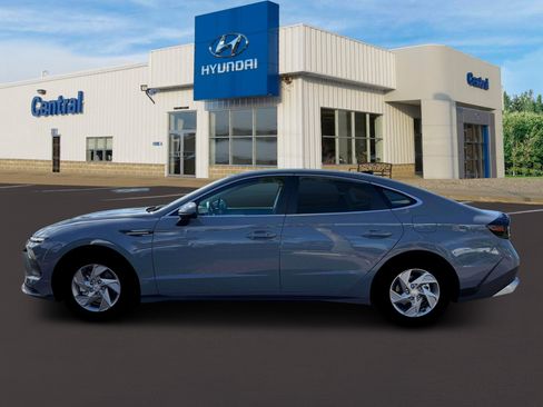 New 2026 Hyundai Sonata SE image 3