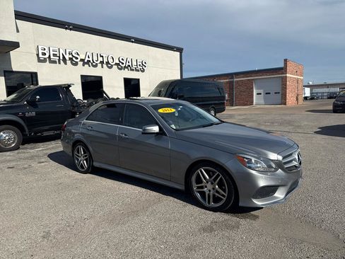 Used 2014 Mercedes-Benz E 350 Sedan image 4