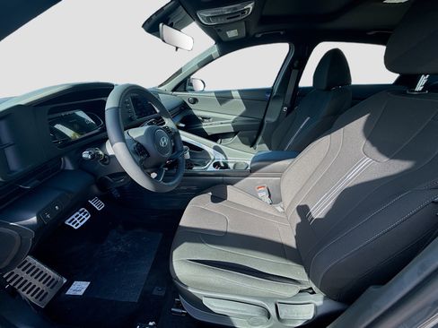 New 2026 Hyundai Elantra SEL Sport Premium FWD image 14