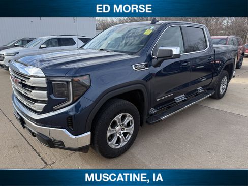 Used 2022 GMC Sierra 1500 SLE w/ X31 Off-Road Package image 2